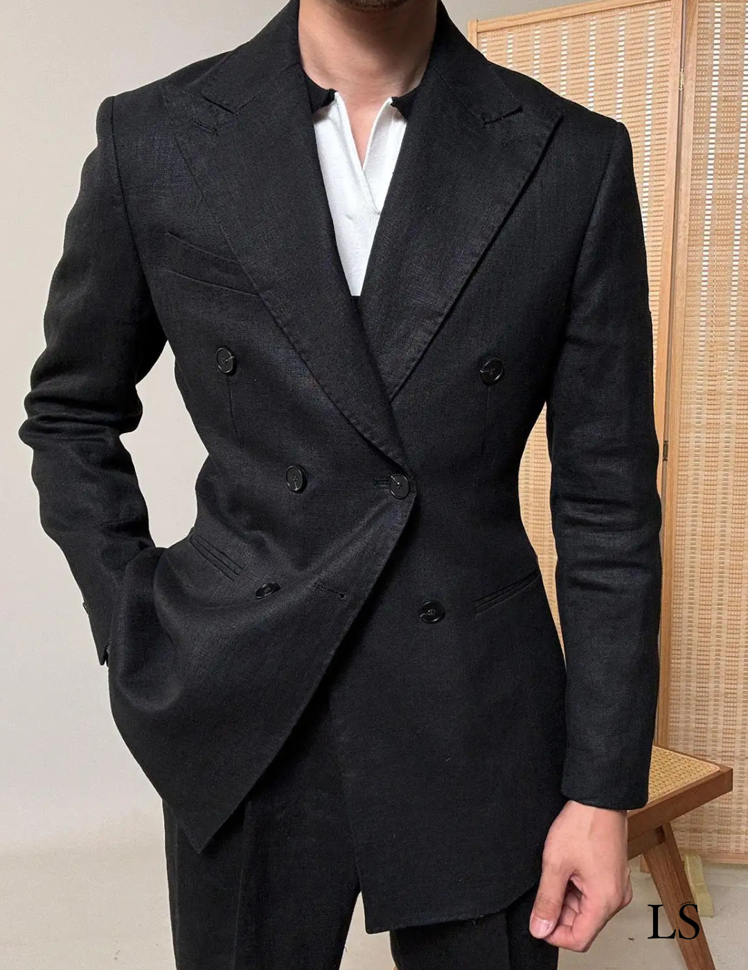 Looped LS035 Double-Breasted Linen Suit