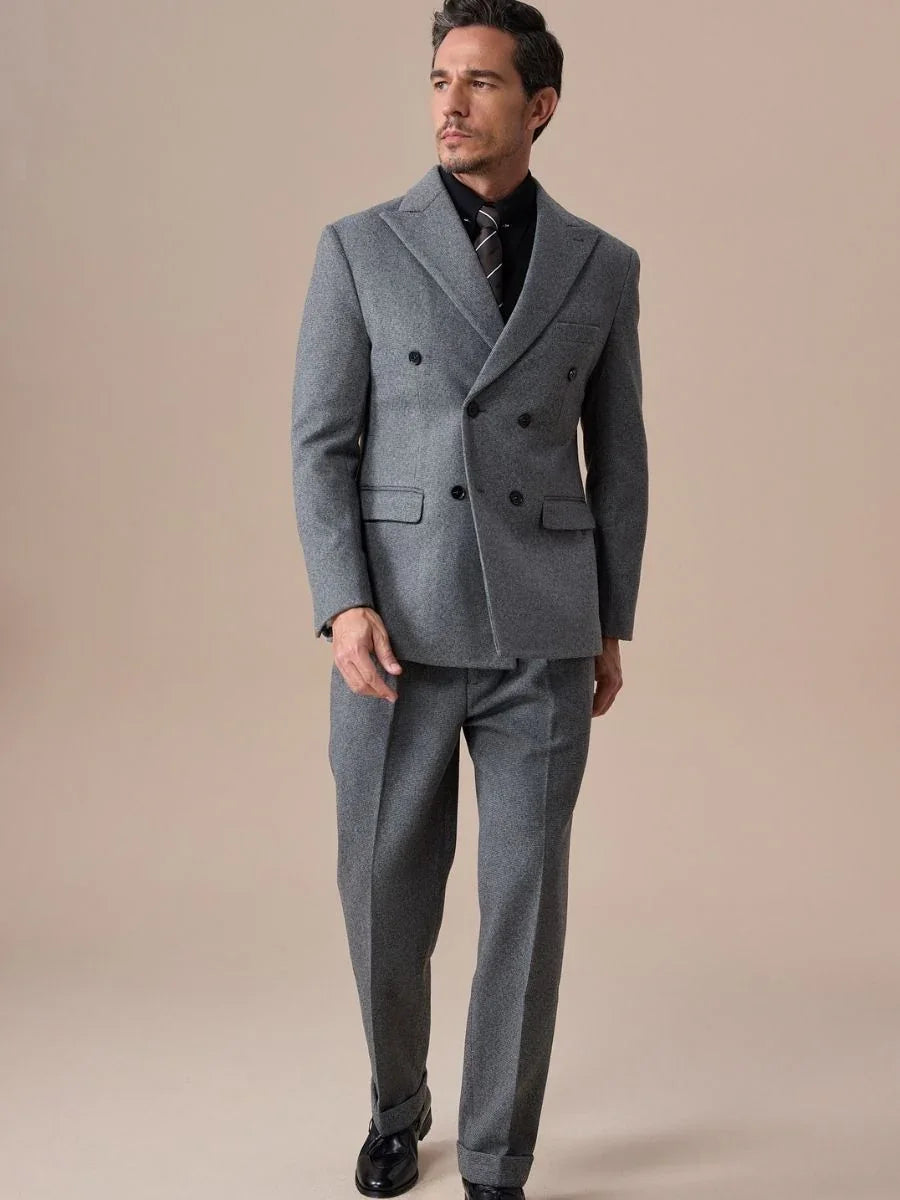 Regio Double Breasted Suit