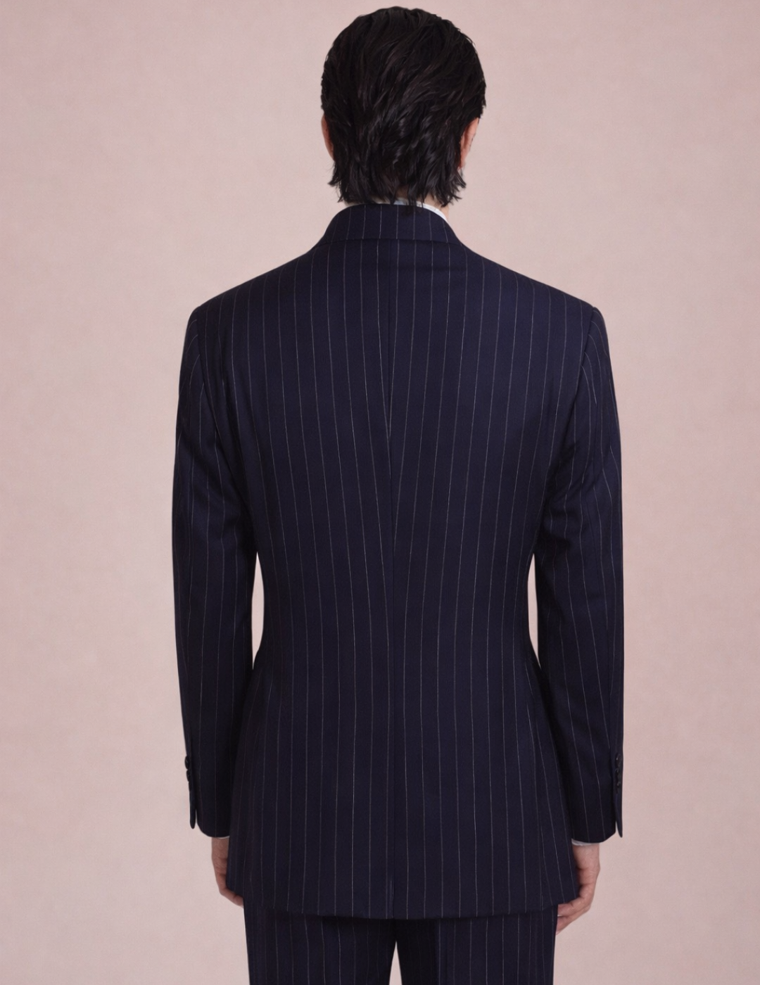 Terno Udine risca de giz com abotoamento duplo