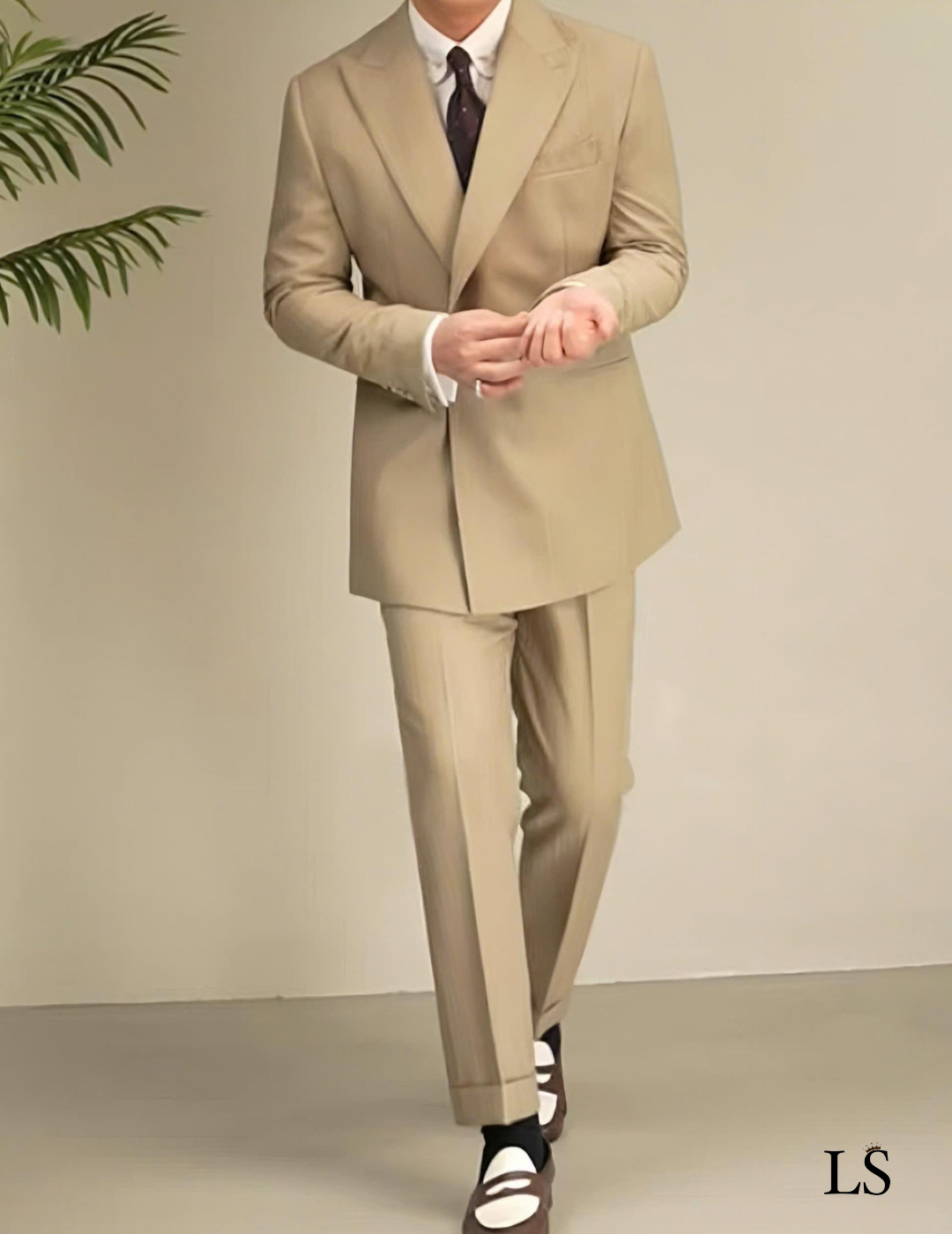 Riviera Linen Double-Breasted Suit